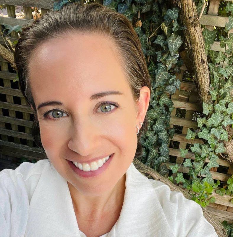 Headshot of Naomi Midanik